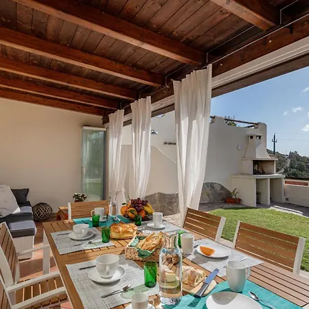 Mirto House Tatil Evi Riva dei Pini